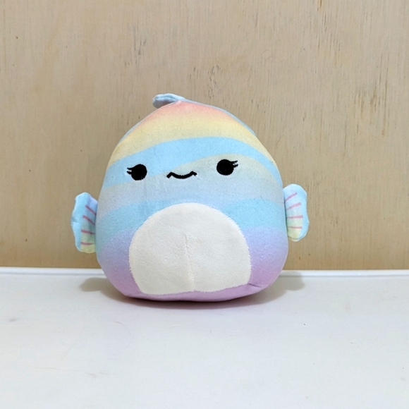 5" Rainbow Fish Squishmallow, Canda - Picture 1 of 1